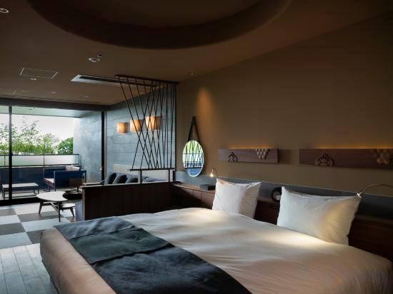 Resort, Suite, King Bed