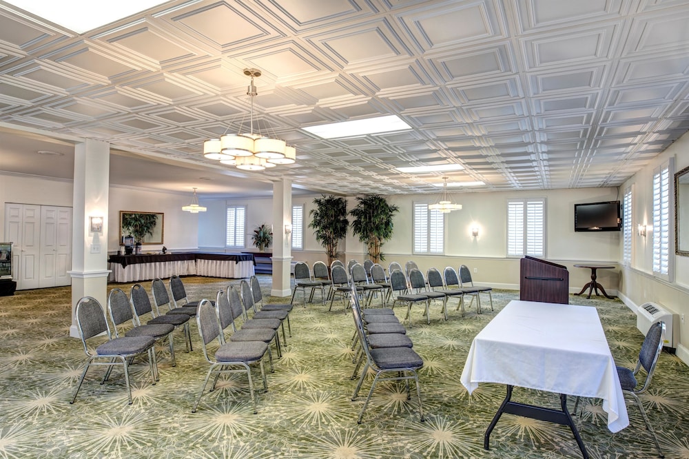 Best Western Sea Island Inn 30/42