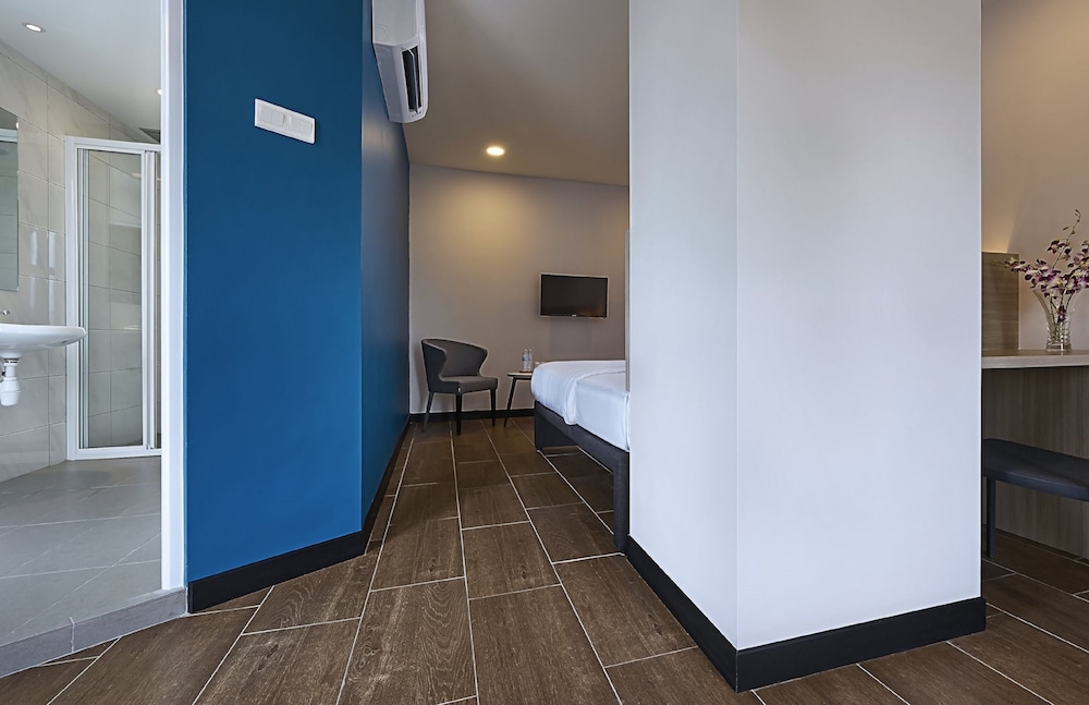 ZONE Hotels, Telok Panglima Garang 16/22
