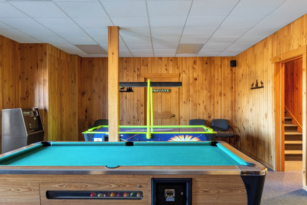 Rangeley Lake Resort 38/69
