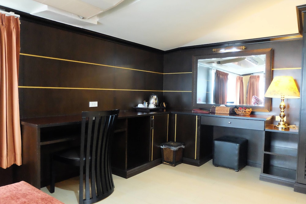 Grand Hill Resort And Spa 25/50
