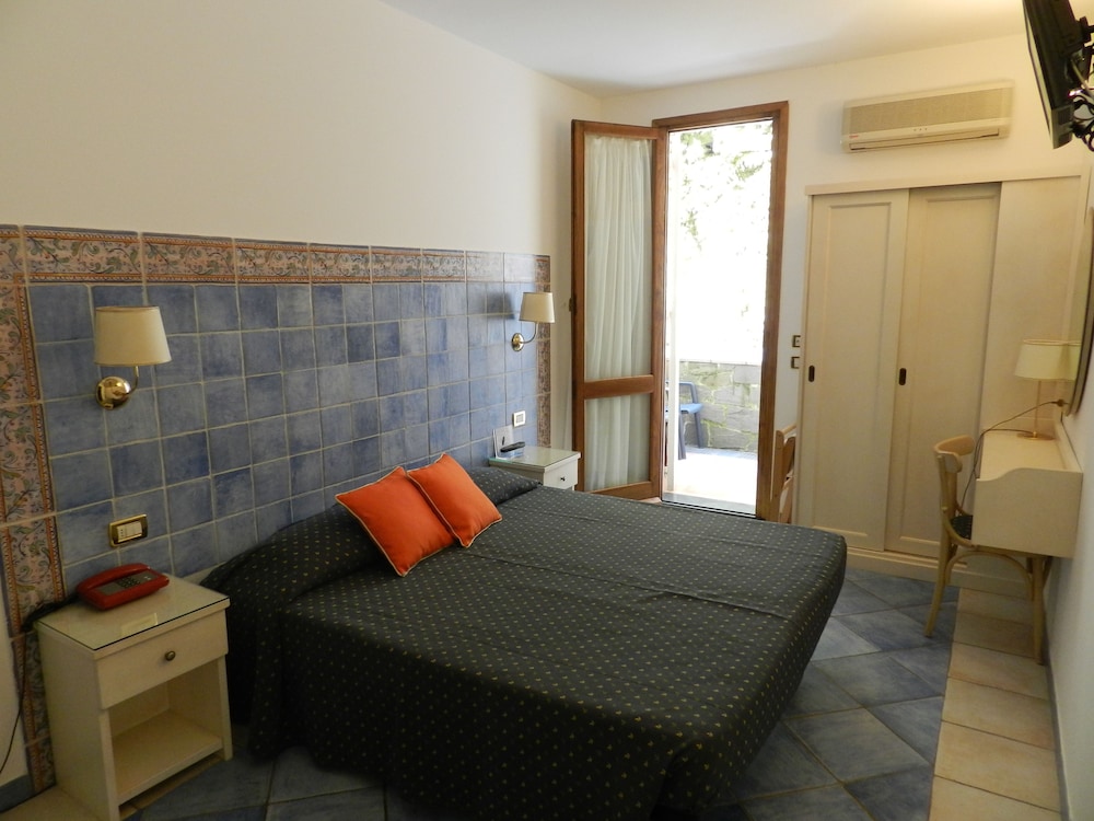 Hotel Punta Mesco 17/27