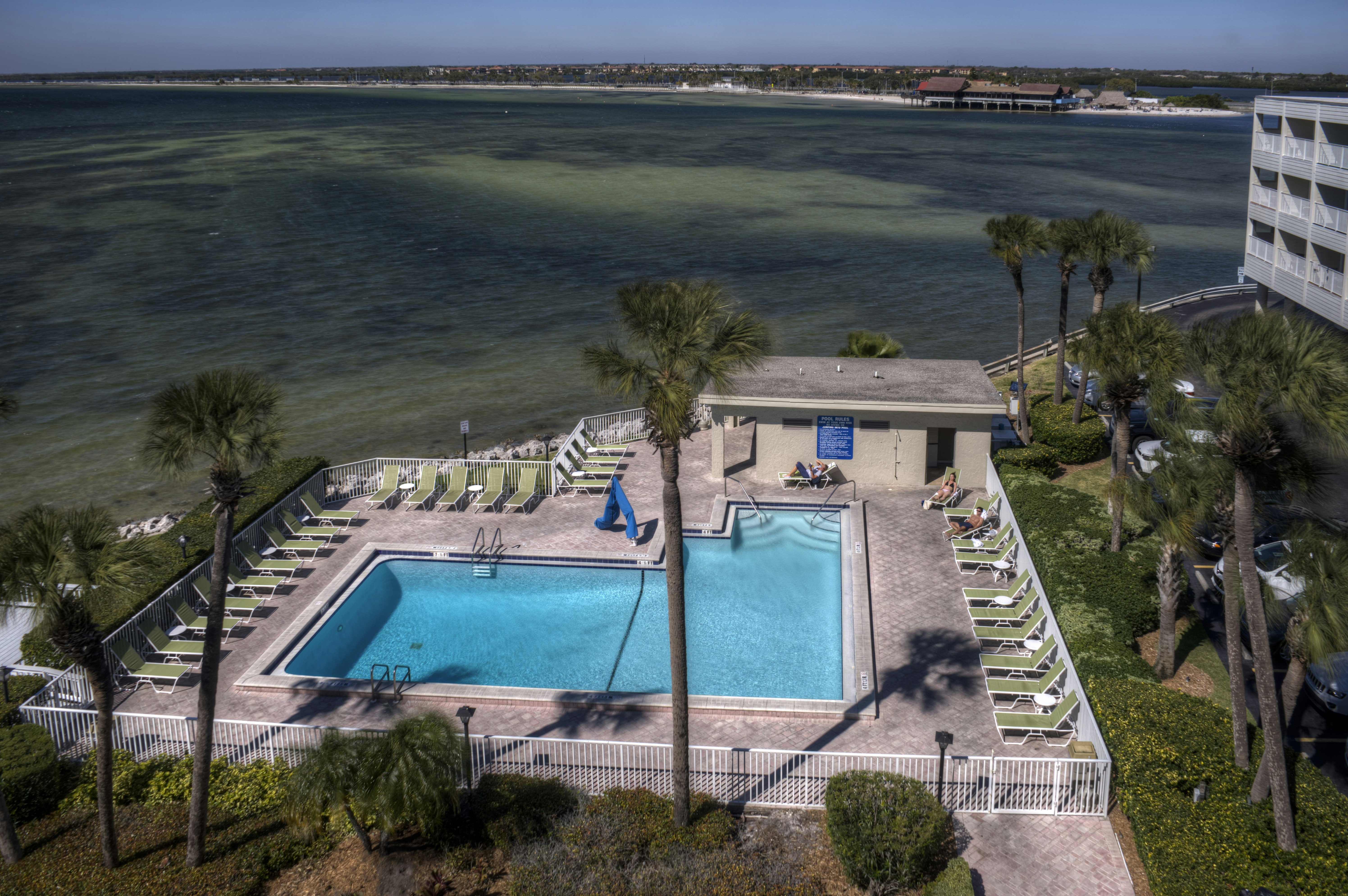 Sailport Waterfront Suites Hotel 2/22