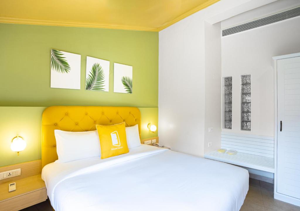 Deluxe Double Room, City View