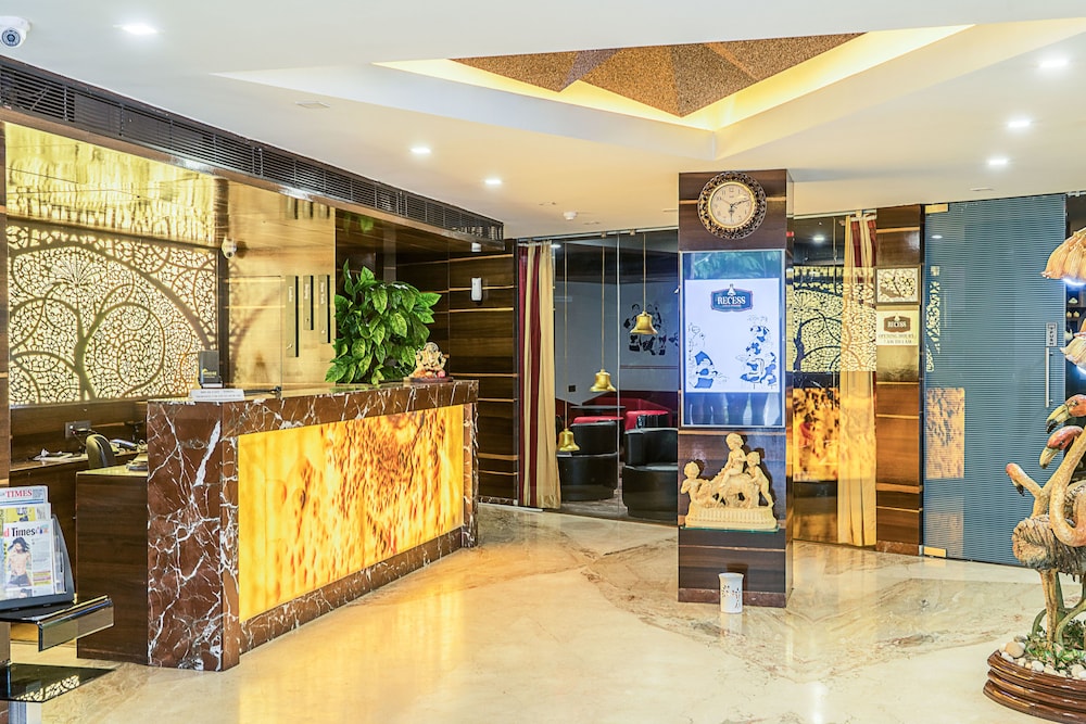 Armoise Hotel 5/40