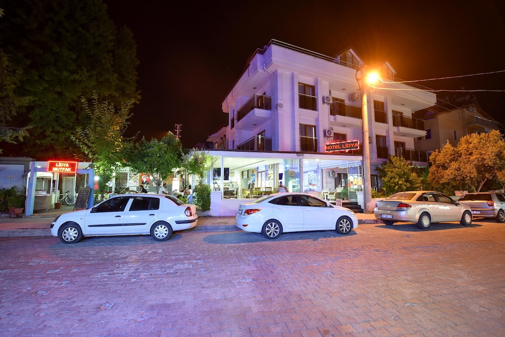 Lidya City Hotel 35/44