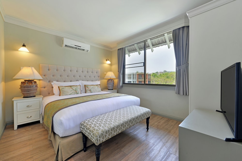 2 BEDROOMS, FAMILY SUITE, LUXURY, SEA FRONT