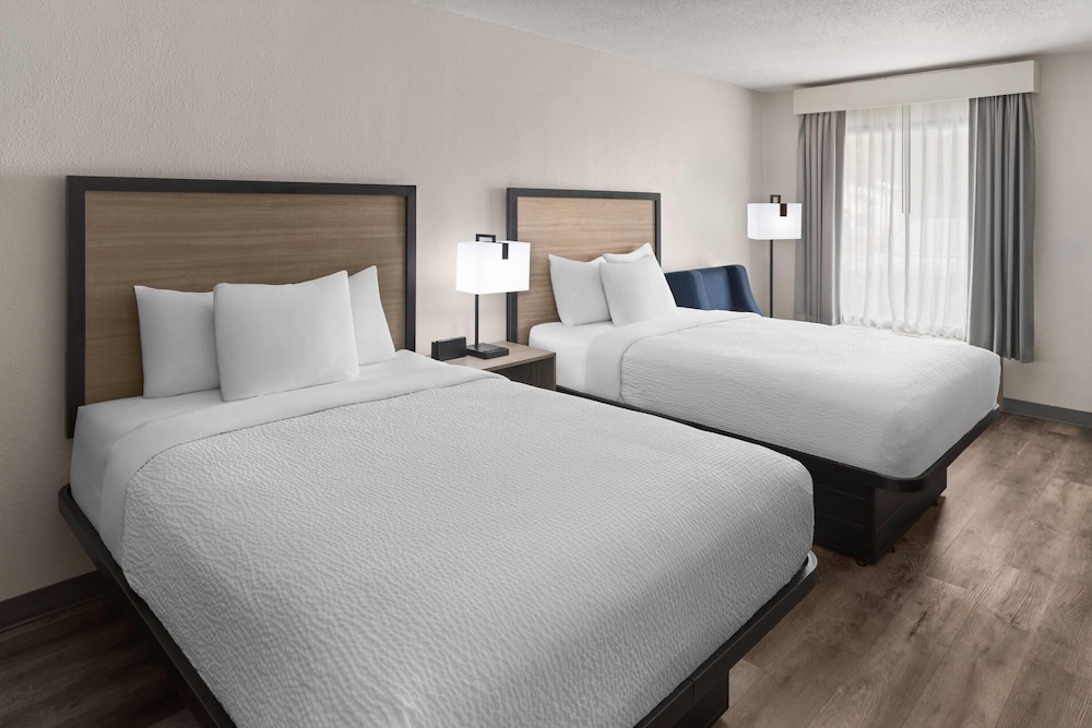 Baymont By Wyndham Fayetteville I-95 18/49