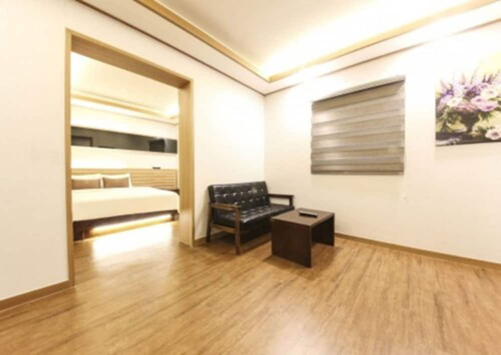 H Hotel Ulsan 16/30