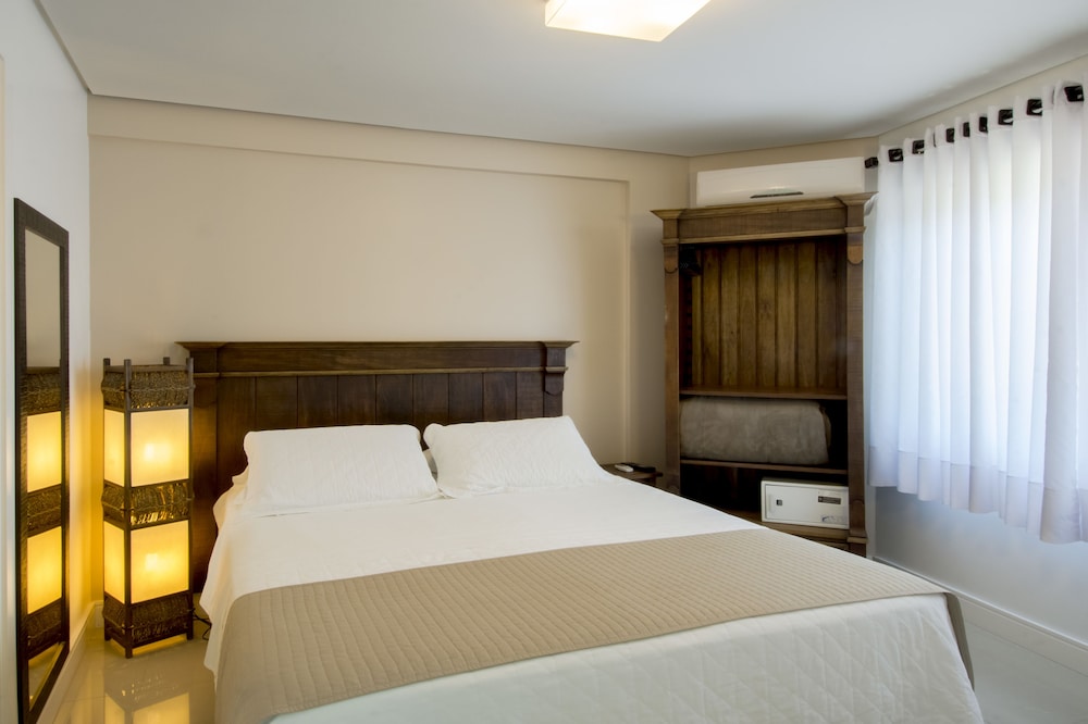 1 Bedroom, Master, Apartment, Double Bed, Sofa
