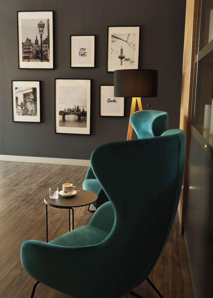 Ibis Frankfurt Centrum 54/75