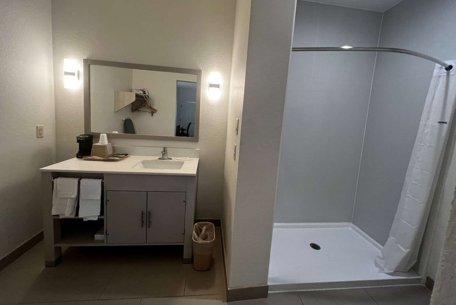 Super 8 By Wyndham Rosenberg TX 23/23