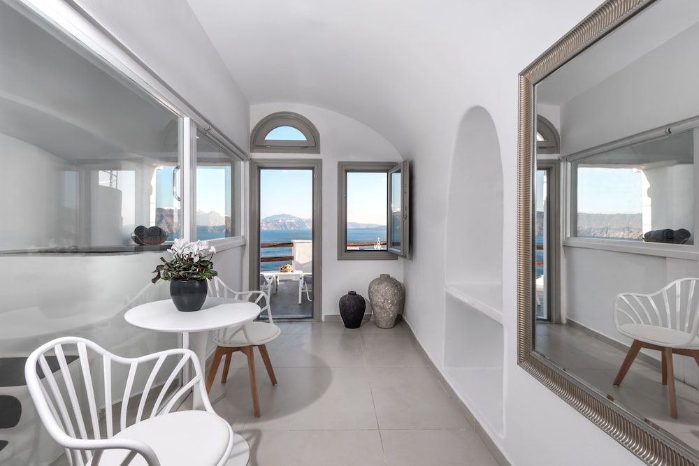 Caldera Premium Villas 45/70