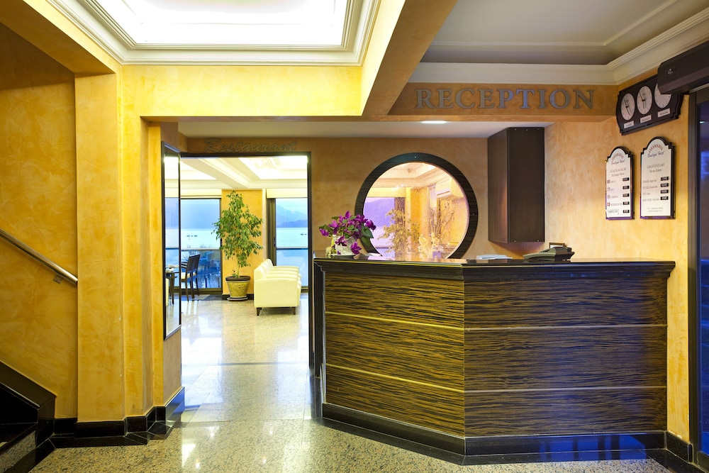 Orsmaris Boutique Hotel 6/50