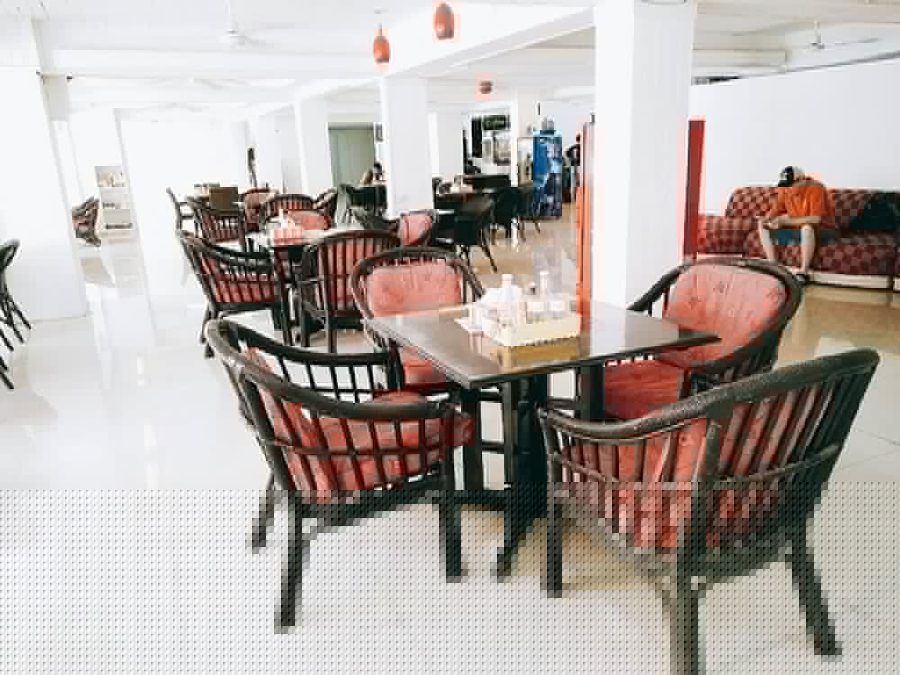 Boomerang Inn 35/50