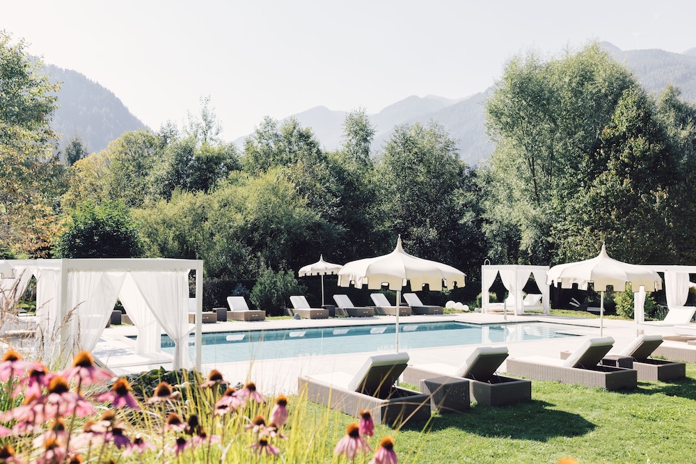 Alpenpalace Luxury Hideaway & Spa Retreat 36/50