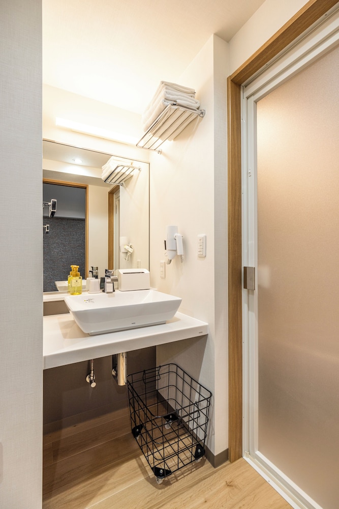 Hotel Cerezo 45/47