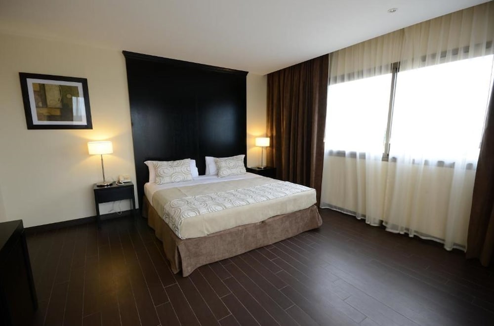 STANDARD, DOUBLE BED