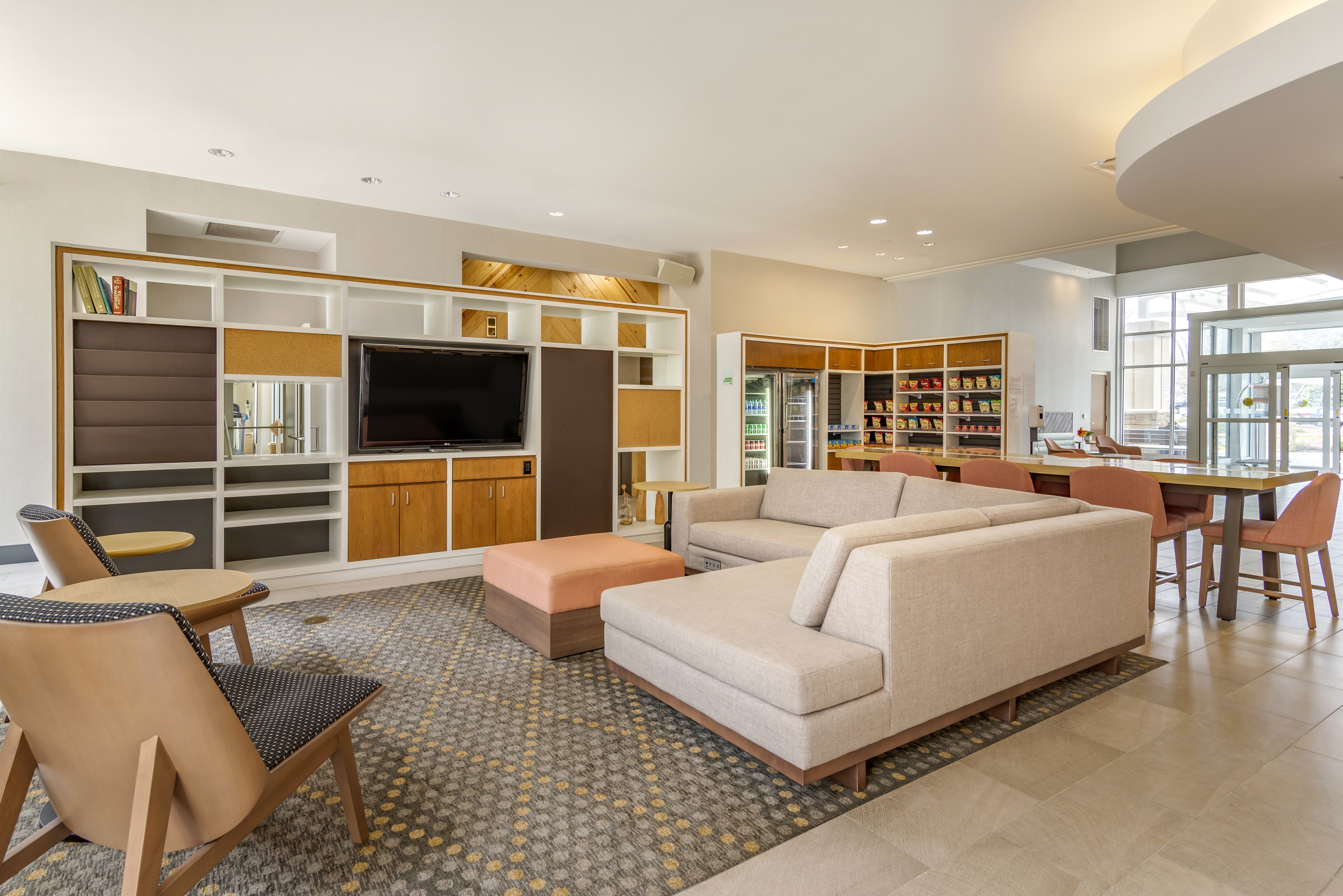 Holiday Inn Atlanta Gas South Arena Area 24/57
