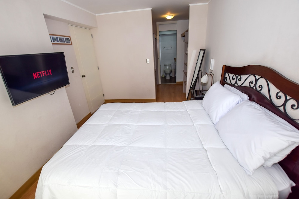 Lux Miraflores Apartments Pardo 11/50