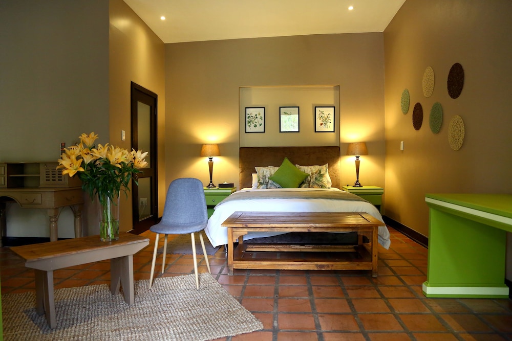 Sandton Lodge Rivonia 16/59