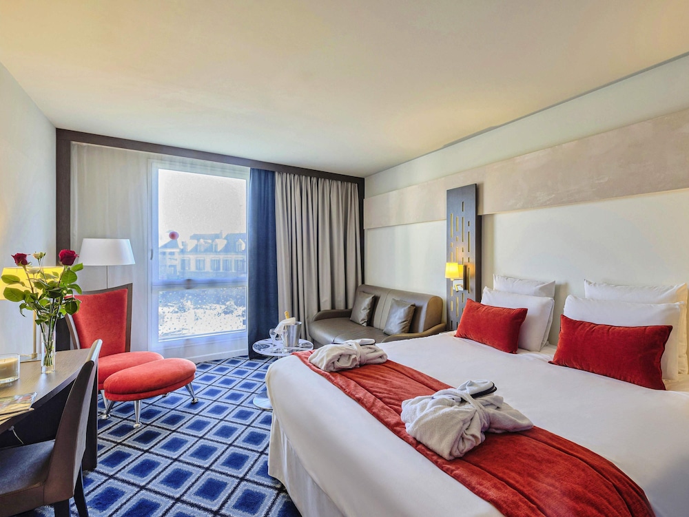 Mercure Chartres Cathedrale 30/67