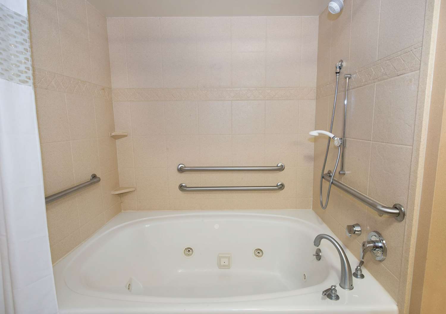 Hampton Inn And Suites Scottsboro 41/44