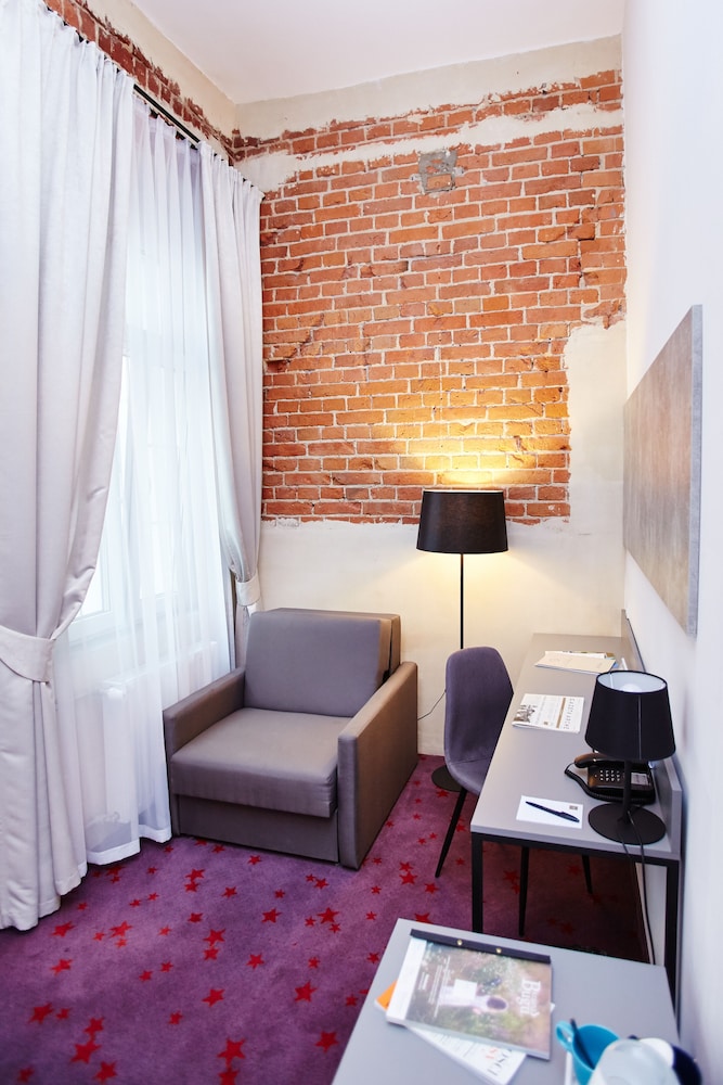 Koszary Arche Hotel 15/50