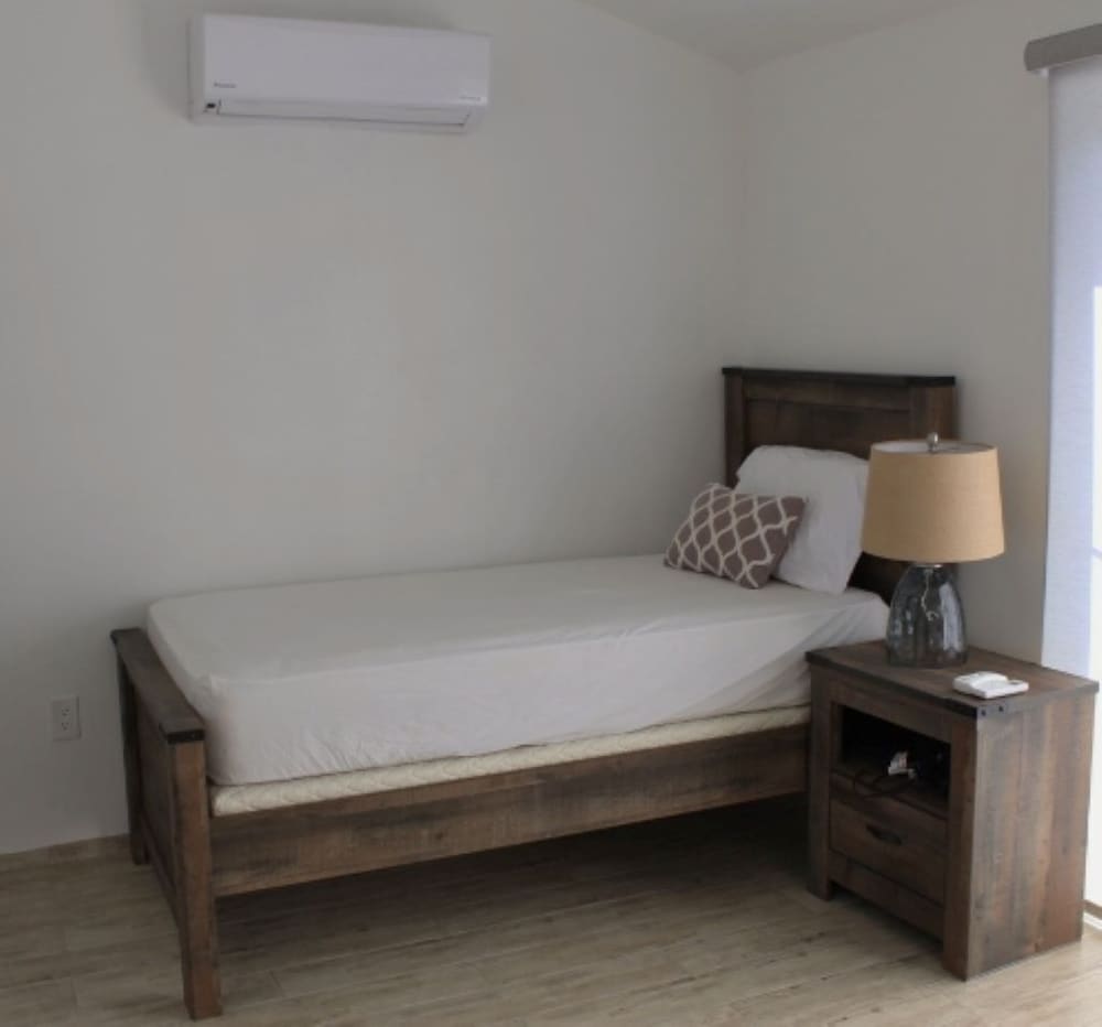 HBK Villa Rentals 13/36