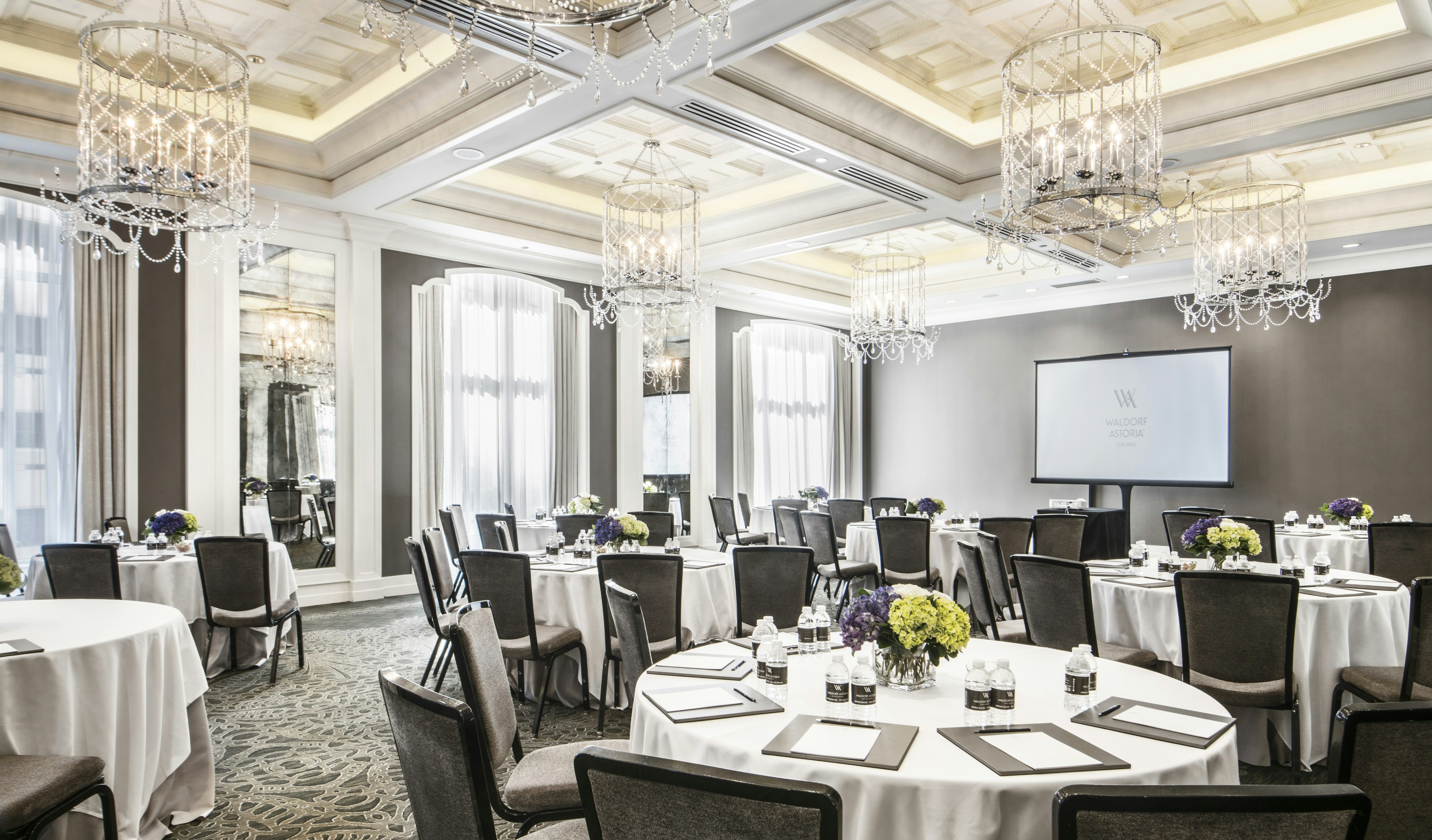 Waldorf Astoria Chicago 85/99