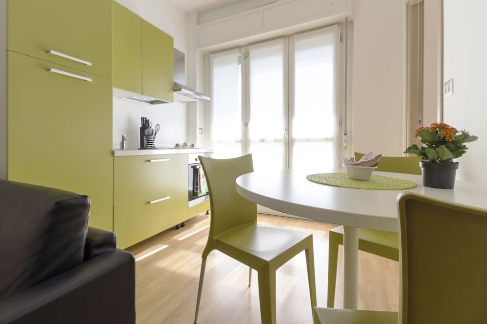 Hotel Sharing 49/67