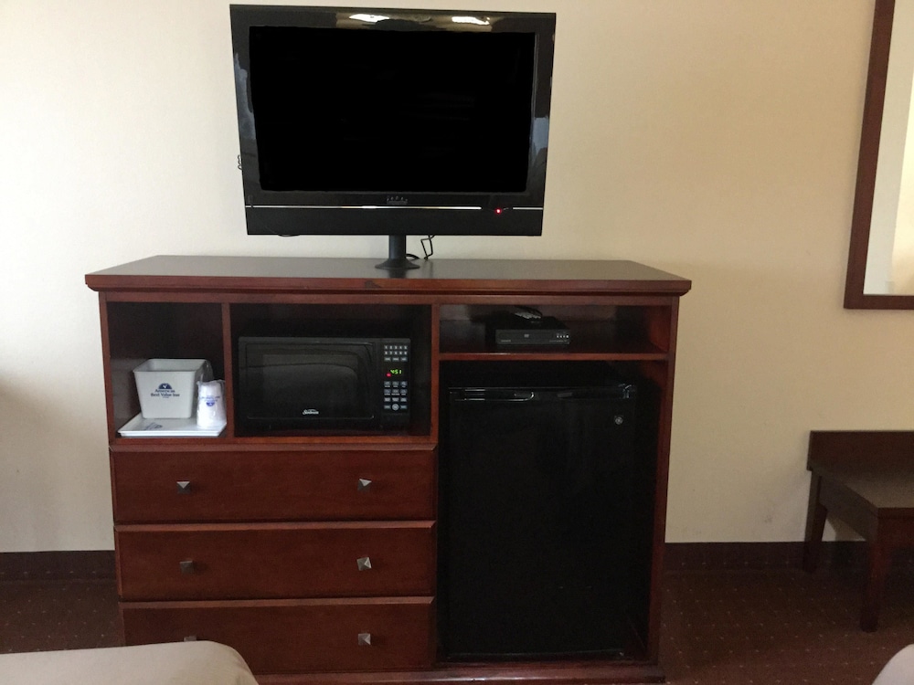 Americas Best Value Inn St. Robert 21/22