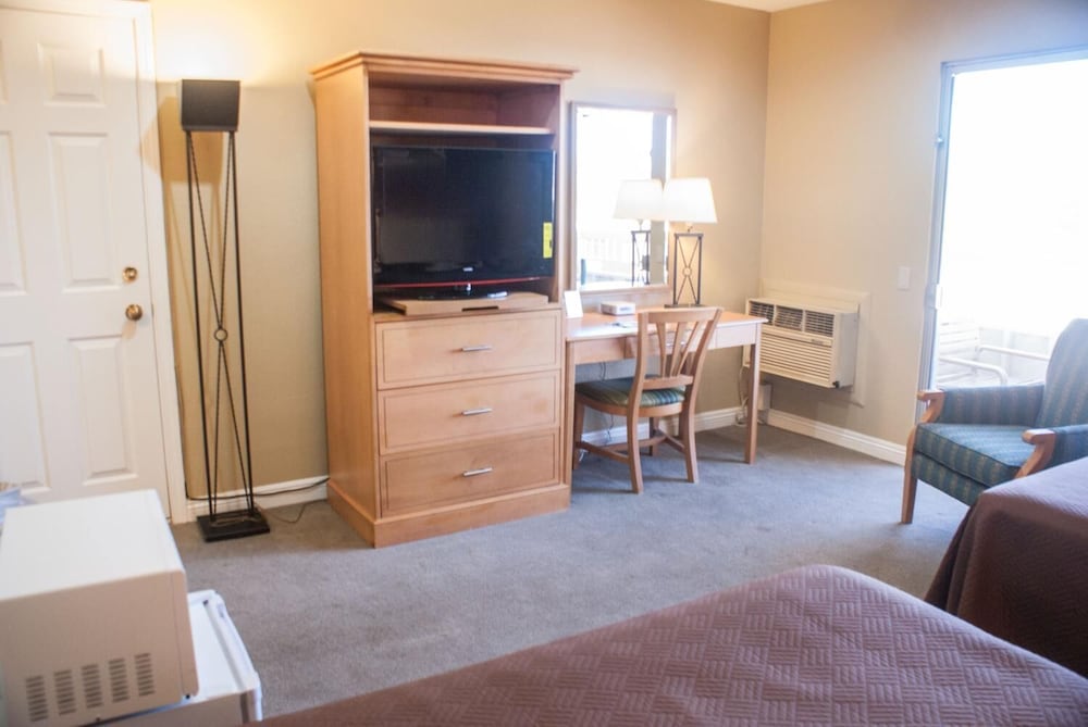 Sol Springs Inn 35/50