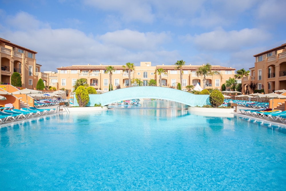 Grupotel Club Turquesa Mar in SON XORIGUER
