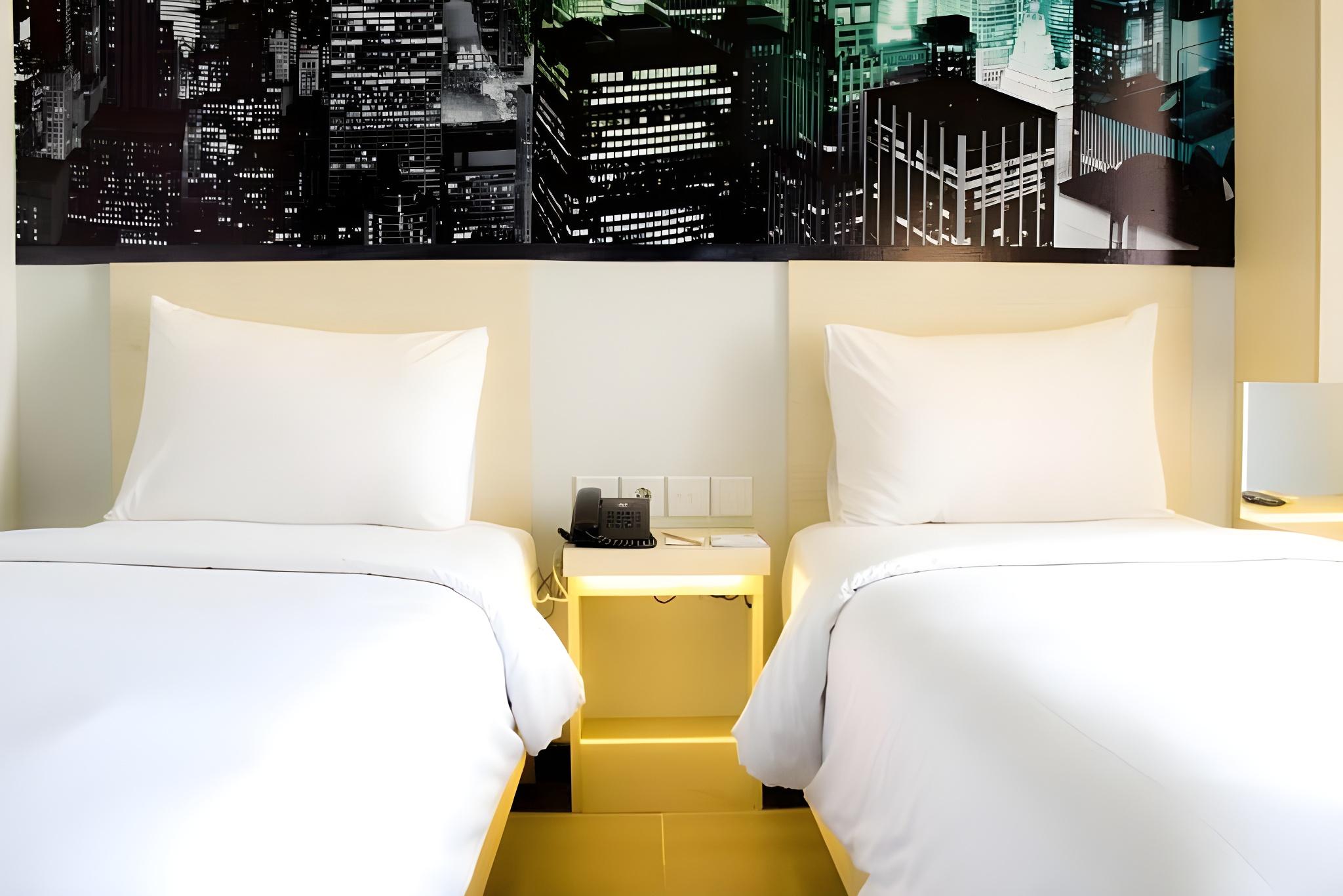 Business, Queen and Twin Beds