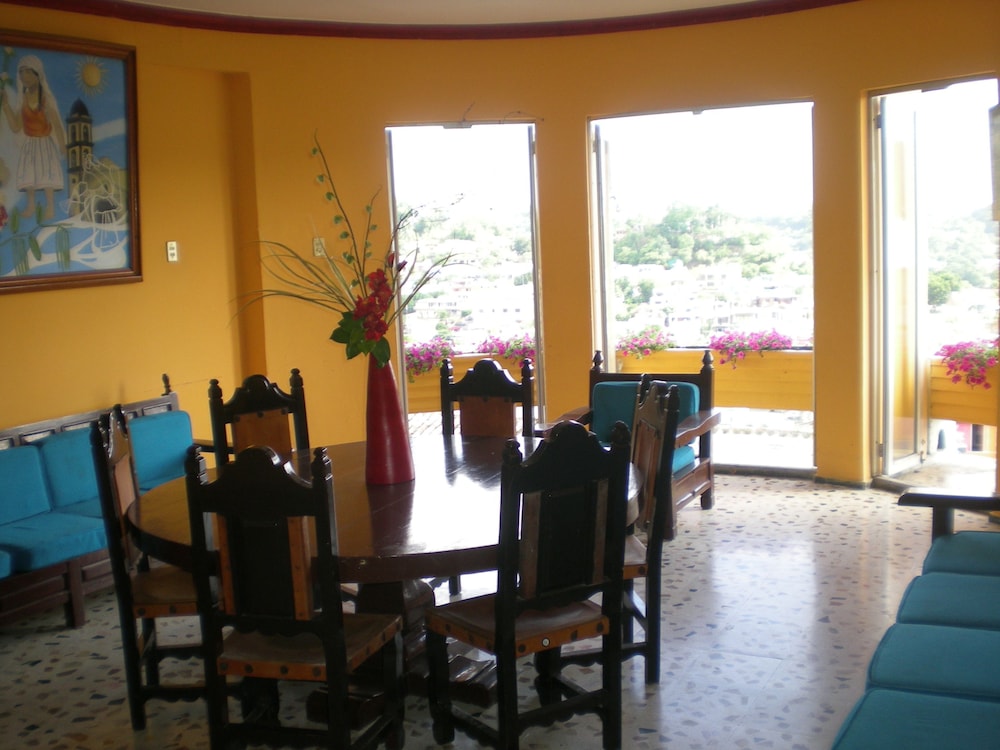 Hotel Tajin 32/37