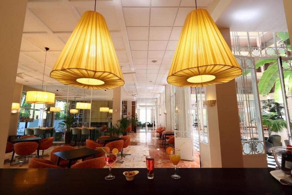 Gran Hotel Aqualange 27/61