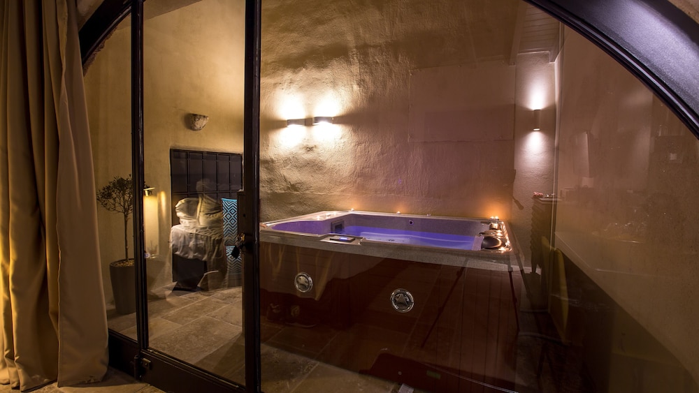 Allegory Boutique Hotel 82/100