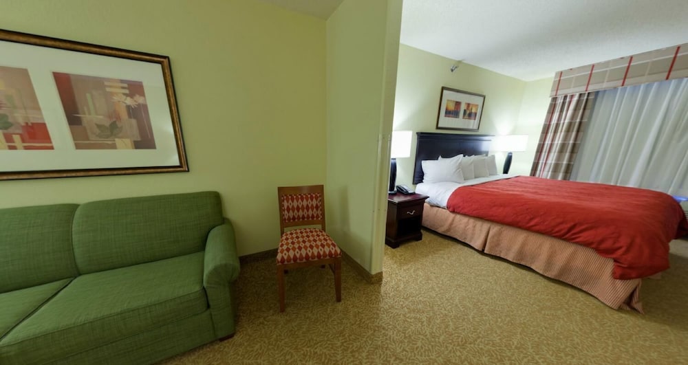Country Inn & Suites by Radisson, Marion 23/64