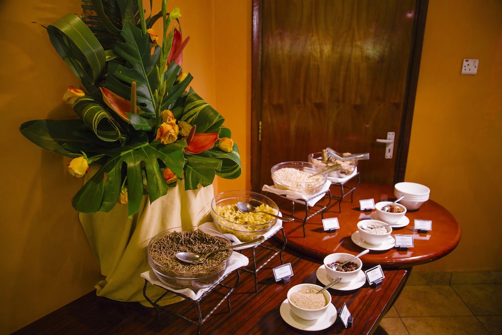 Boma Inn Nairobi 36/50