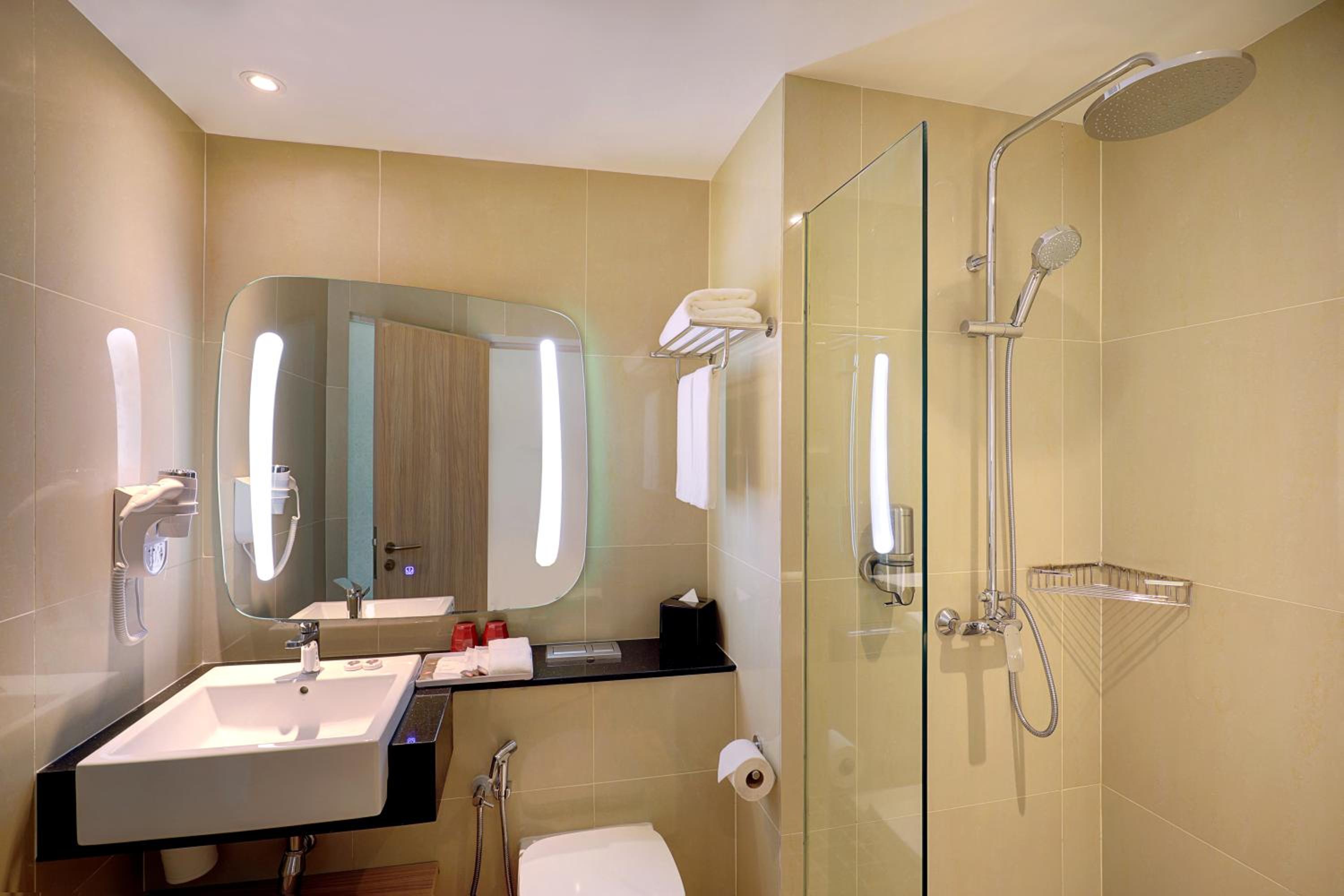 Standard, Single, Twin Beds, No Window، Ibis Kuala Lumpur City Centre 3/3
