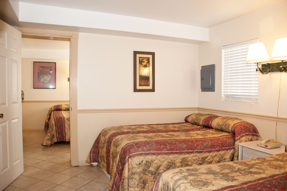 Coliseum Ocean Resort 26/64