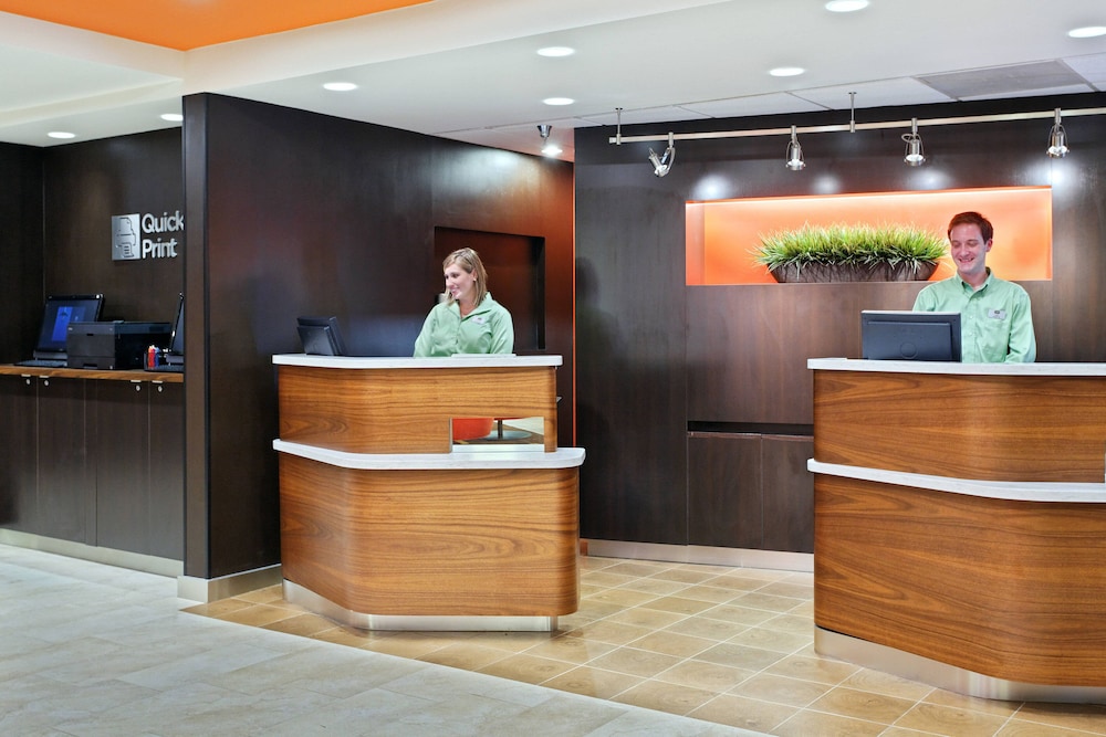 Courtyard By Marriott Knoxville Cedar Bluff 5/39