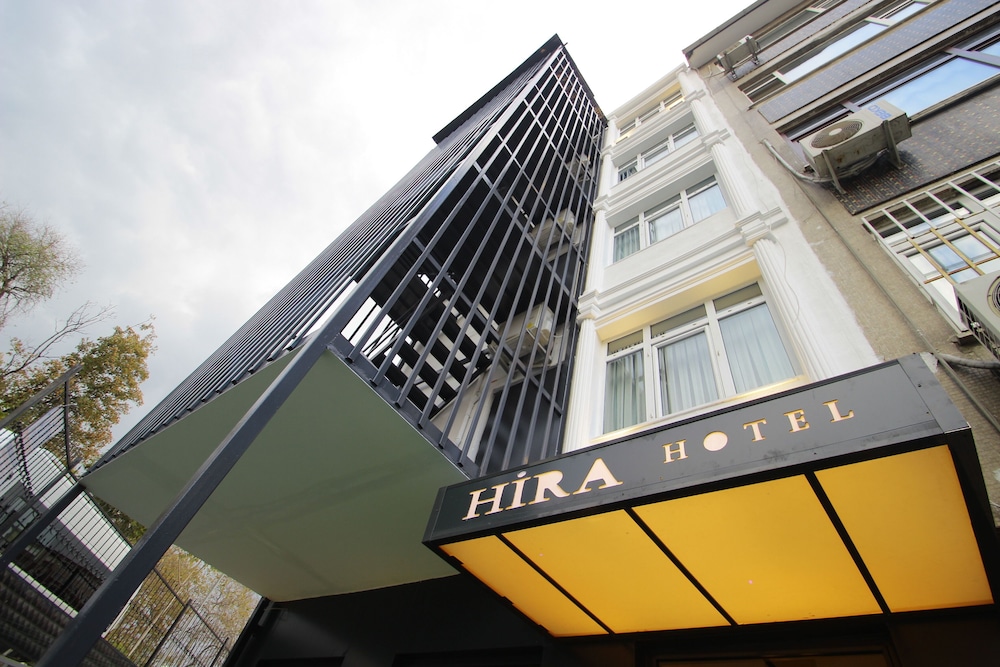 Hira Hotel 3/57