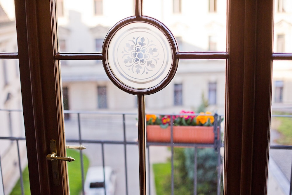 Boutique Hotel Klarov 4/72
