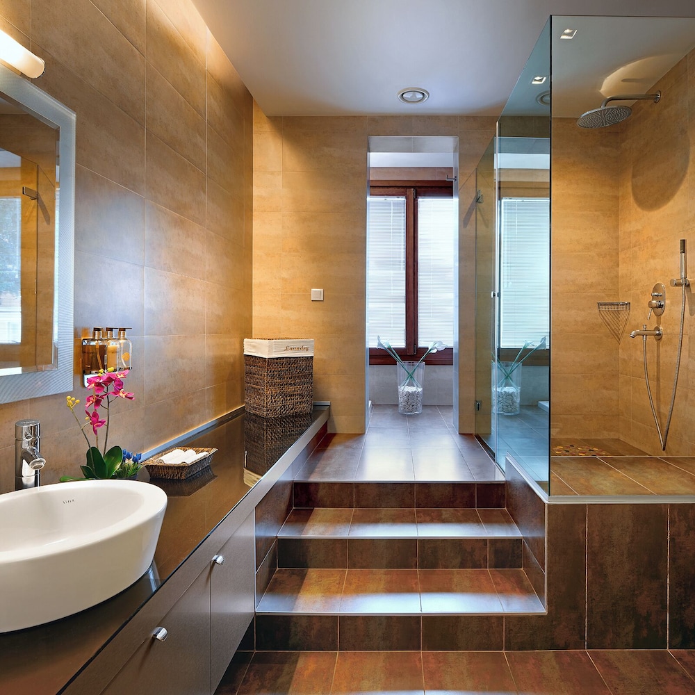 Galateia Residence 47/50