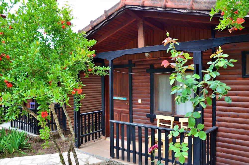 Koala Bungalows 2/49