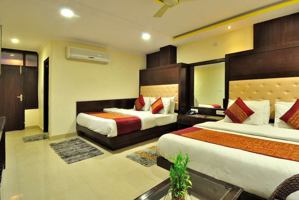 Hotel Shelton 14/66