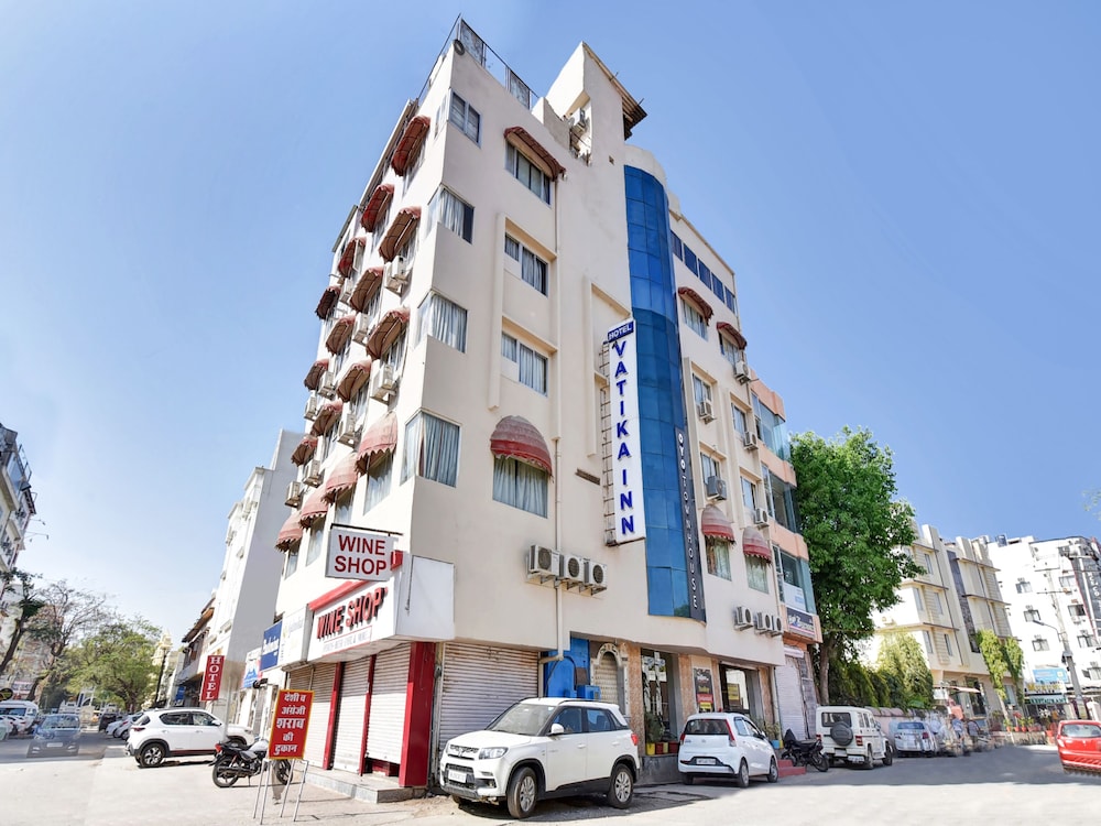 Vatika Inn 36/40