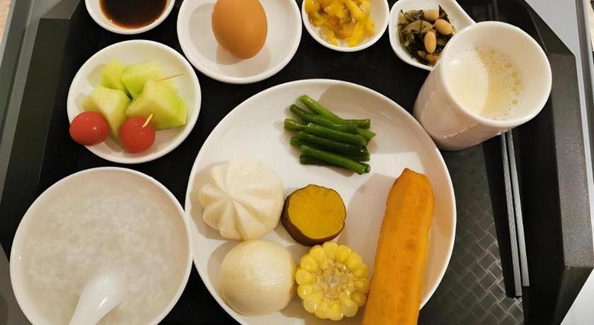 格林豪泰上海外滩豫园小南门地铁站智选酒店(GreenTree Inn Shanghai Yuyuan Garden Xiaonanmen Subway Station Express Hotel) 图片2